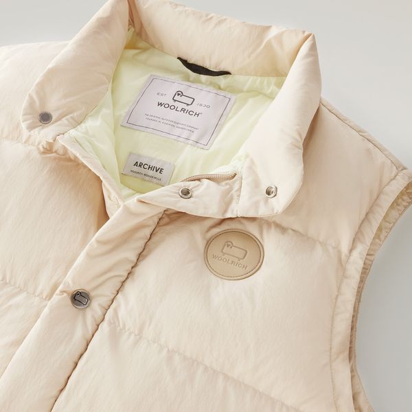woolrich eco aleutian bodywarmer beige
